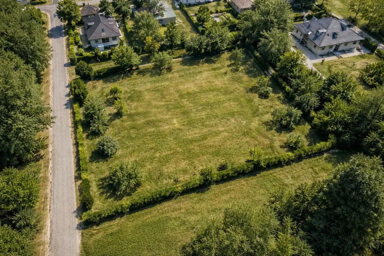 Obrót nieruchomościami